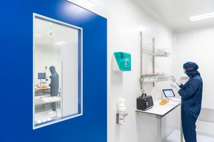 Salle propre en environnement contrôlé